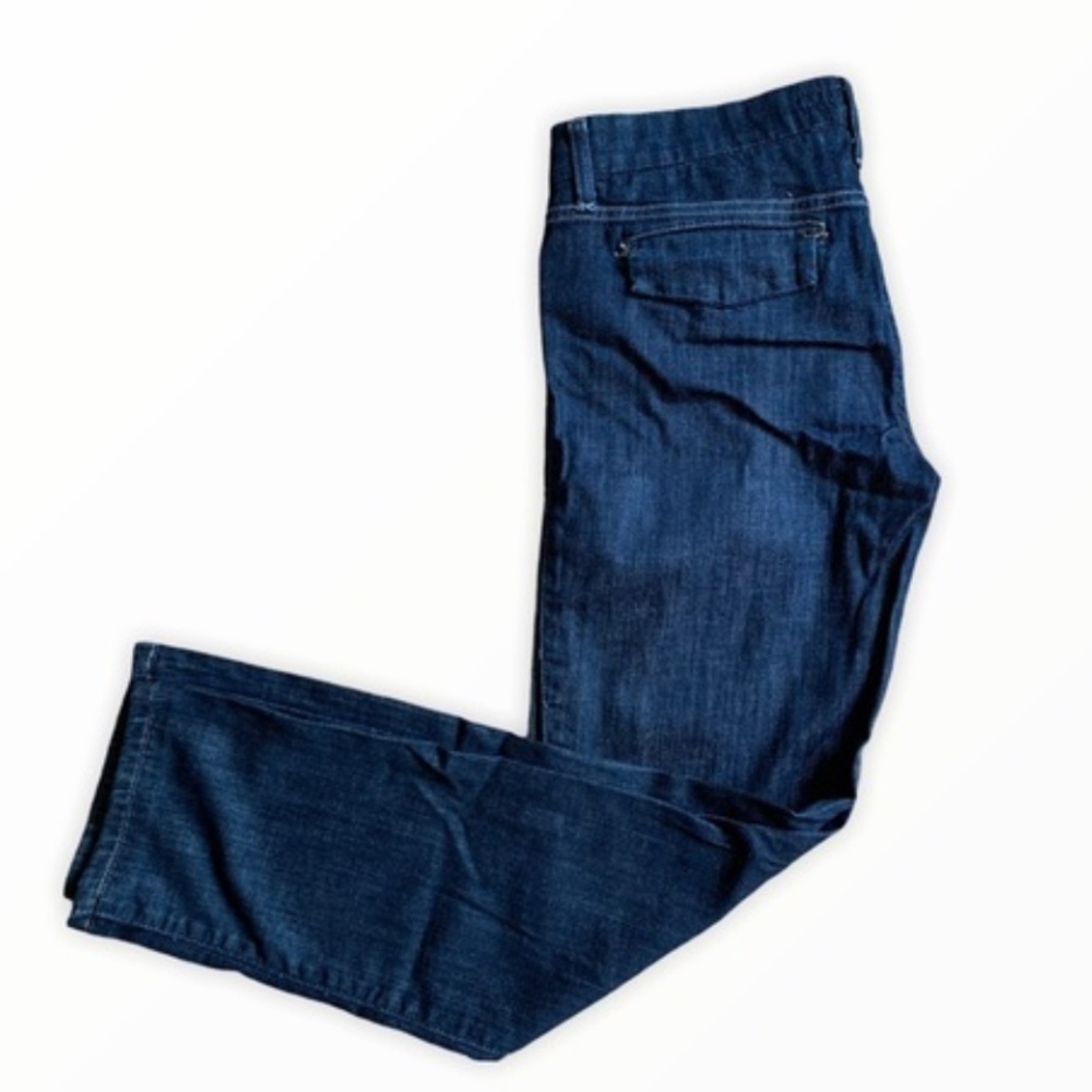 Joe’s straight leg mid rise jeans